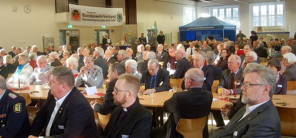 Der Saal im Wirtschaftsgebäude der Immelmann-Kaserne war gut gefüllt. Foto: DBwV/LV Nord