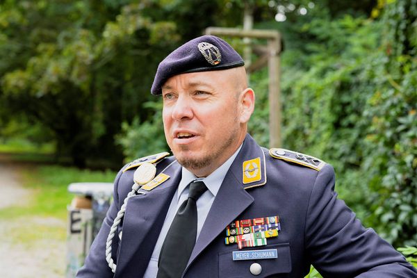 Stabsfeldwebel Dirk Meyer-Schumann war der erste Soldat, der sich für "Gesichter des Lebens" porträtieren ließ. Foto: Daniela Skrzypczak