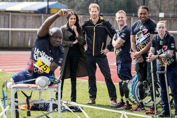 Prinz Harry und Meghan Markle bei Vorbereitungswettkämpfen der englischen Sportler für die „Invictus Games“ in Sydney 2018. Foto: Ministry of Defense