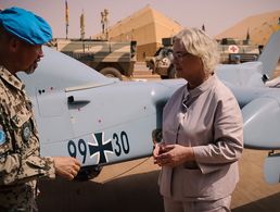 Bei MINUSMA setzt die Bundeswehr auch Aufklärungsdrohnen vom Typ Heron ein. Nach dem Abzug Frankreichs müssen jetzt Lösungen gefunden werden, die eine sichere Fortsetzung des deutschen Engagements in Mali ernöglichen. Foto: Bundeswehr/Twitter