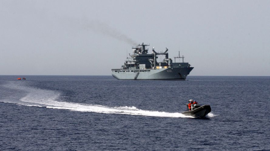 Anfang März hat der Einsatzgruppenversorger "Berlin" den Heimatstützpunkt Wilhelmshaven in Richtung Mittelmeer verlassen. Archivfoto: Bundeswehr/PAO Mittelmeer