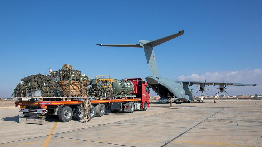  Beladung des Transportfliegers A400M in Al-Asrak/Jordanien Foto: DBwV/Hepner