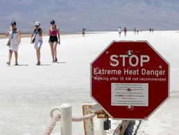 Über 50 Grad wurden Anfang Juli im kalifornischen Death Valley gemessen. „Die Hitze ist ein Klimakiller“, sagt Professor Harald Lesch. Foto: picture alliance/ASSOCIATED PRESS/Daniel Jacobi II