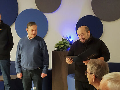 Ein Höhepunkt der Jahresabschlussfeier der Kameradschaft ERH Roth war die Ehrung langjähriger treuer Mitglieder des DBwV. Foto: Robert Wechsler