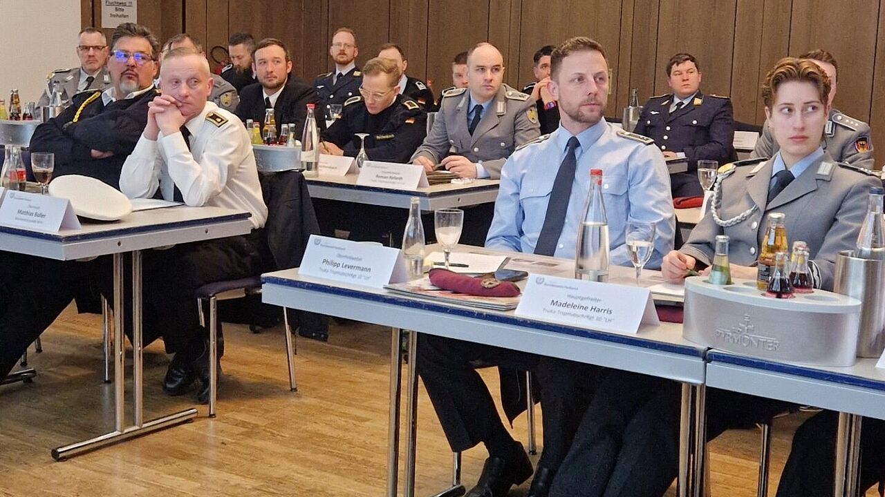 Auf die Teilnehmer wartete ein breit gefächertes Informationsangebot. Foto: DBwV