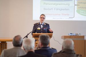 Oberstarzt Lale Bartoschek, Leiterin des Stabselements Chancengleichheit, Vielfalt und Inklusion im BMVg. Foto: DBwV