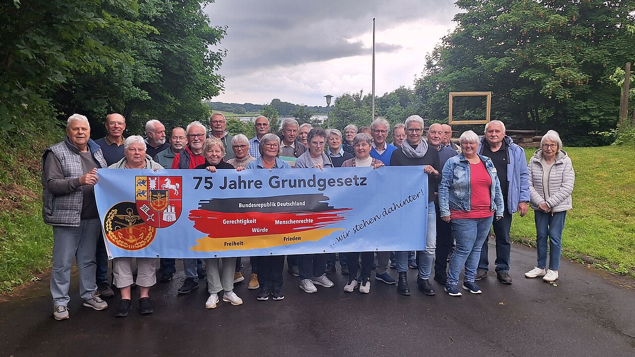 Mehr als 25 Kameradinnen und Kameraden erlebten eine gelungene Veranstaltung. Foto: DBwV