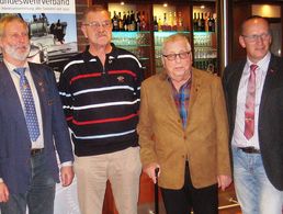 v.l.: Siegfried  Jäger, Uwe Burmeister, Theo Osterkamp und Uwe  Schenkel (Foto: KERH Barme-Verden)