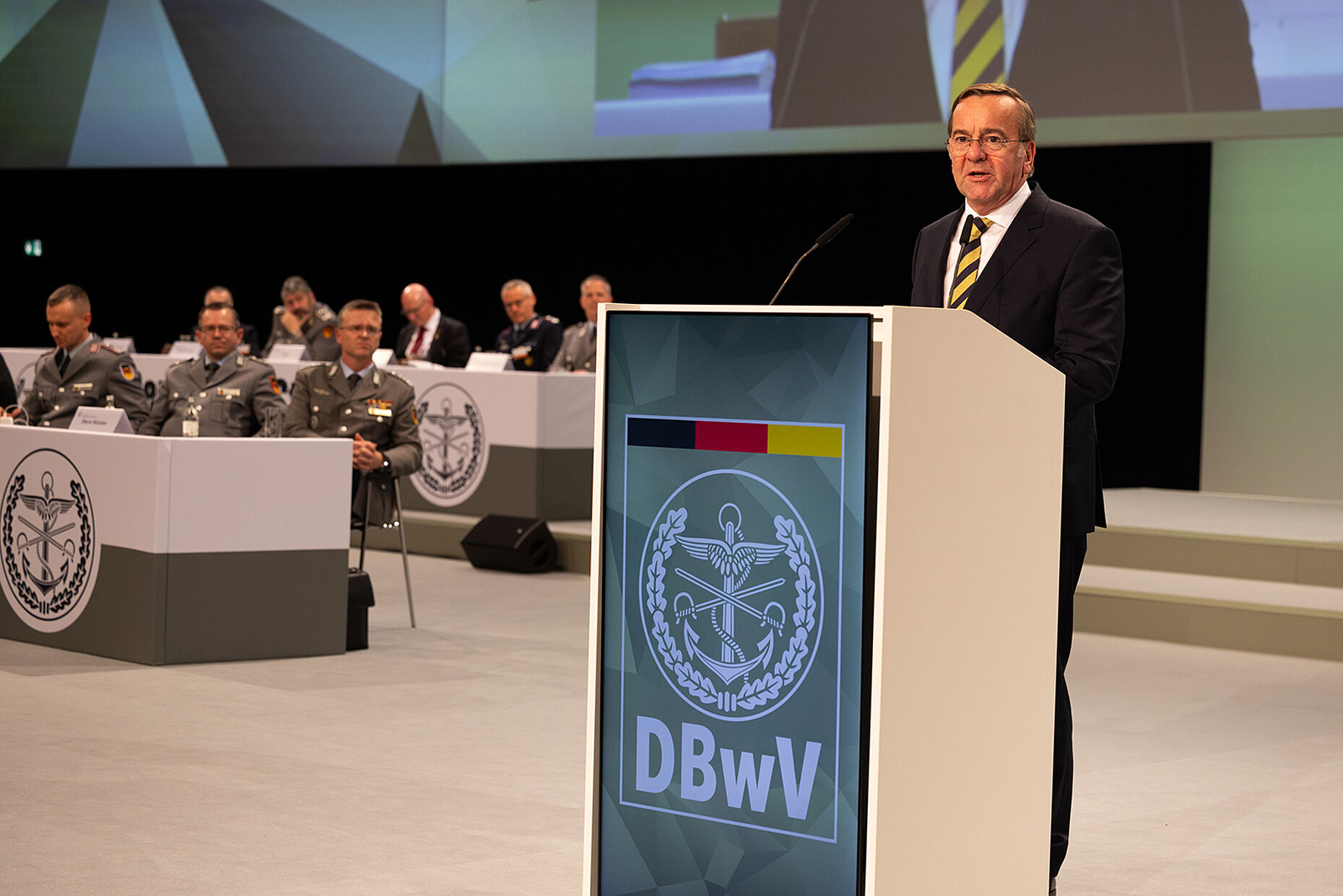 Prominenter Gast der Hauptversammlung: Verteidigungsminister Boris Pistorius. Foto: DBwV/Yann Bombeke