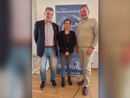 Zum Beginn der Fastenzeit organisierte KERH-Vorsitzender Oberstleutnant d.R. Hans-Joachim Berger mit Unterstützung von Elisa Bindrich und Militärpfarrer Sebastian Herbert eine Veranstaltung, die weltliche und geistliche Themen vereinte. Foto: Franz Herrler