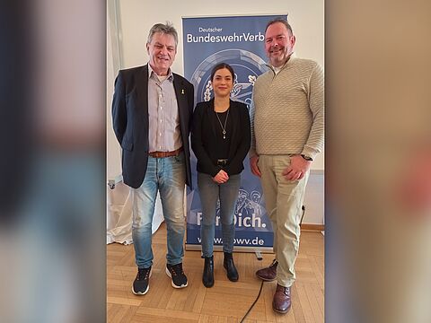 Zum Beginn der Fastenzeit organisierte KERH-Vorsitzender Oberstleutnant d.R. Hans-Joachim Berger mit Unterstützung von Elisa Bindrich und Militärpfarrer Sebastian Herbert eine Veranstaltung, die weltliche und geistliche Themen vereinte. Foto: Franz Herrler