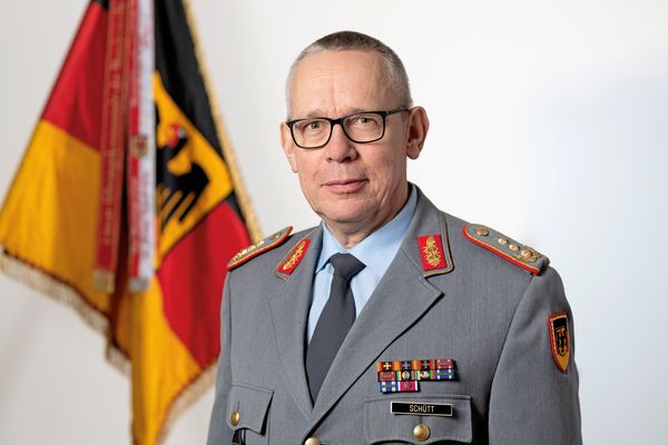 Generalleutnant Bernd Schütt ist Befehlshaber des Einsatzführungskommandos der Bundeswehr in Schwielowsee bei Potsdam. Foto: Bundeswehr/Einsatzführungskommando der Bundeswehr