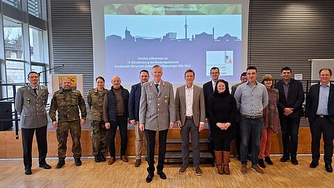 Beiratssitzung des Beratungszentrums zwischen der Bundewehr und der Wirtschaft traf sich in der Wilhelmsburgkaserne in Ulm/Sigmaringen. Foto: DBwV