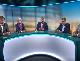 In der Phoenix-Runde diskutierte der Bundesvorsitzende, Oberst André Wüstner (r.) mit Prof. Sönke Neitzel (l.), Marie-Agnes Strack-Zimmermann (FDP), Moderator Alexnder Kähler (M.) und Ralf Stegner (SPD) über Begriffe wie "Kriegstüchtigkeit", "Resilienz" und "Wehrhaftigkeit". Foto: Screenshot