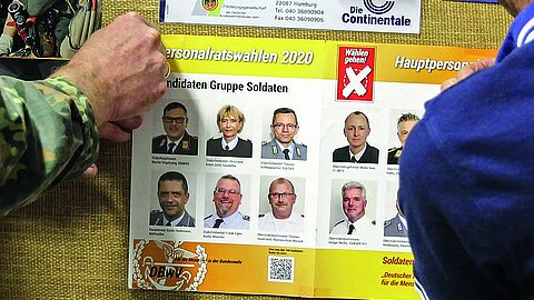 Der DBwV ist im ständigen Austausch mit den Beteiligungsgremien, um für die Menschen in der Bundeswehr das bestmögliche Ergebnis zu erzielen. Foto: DBwV/Uwe Hahn