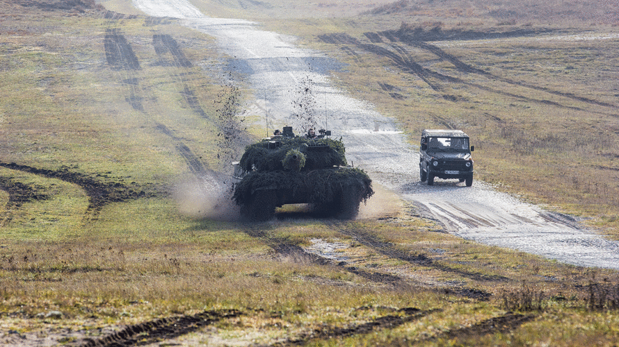 Imposant: Der Leopard 2 auf dem Truppenübungsplatz "Senne". Foto: DBwV/Vieth