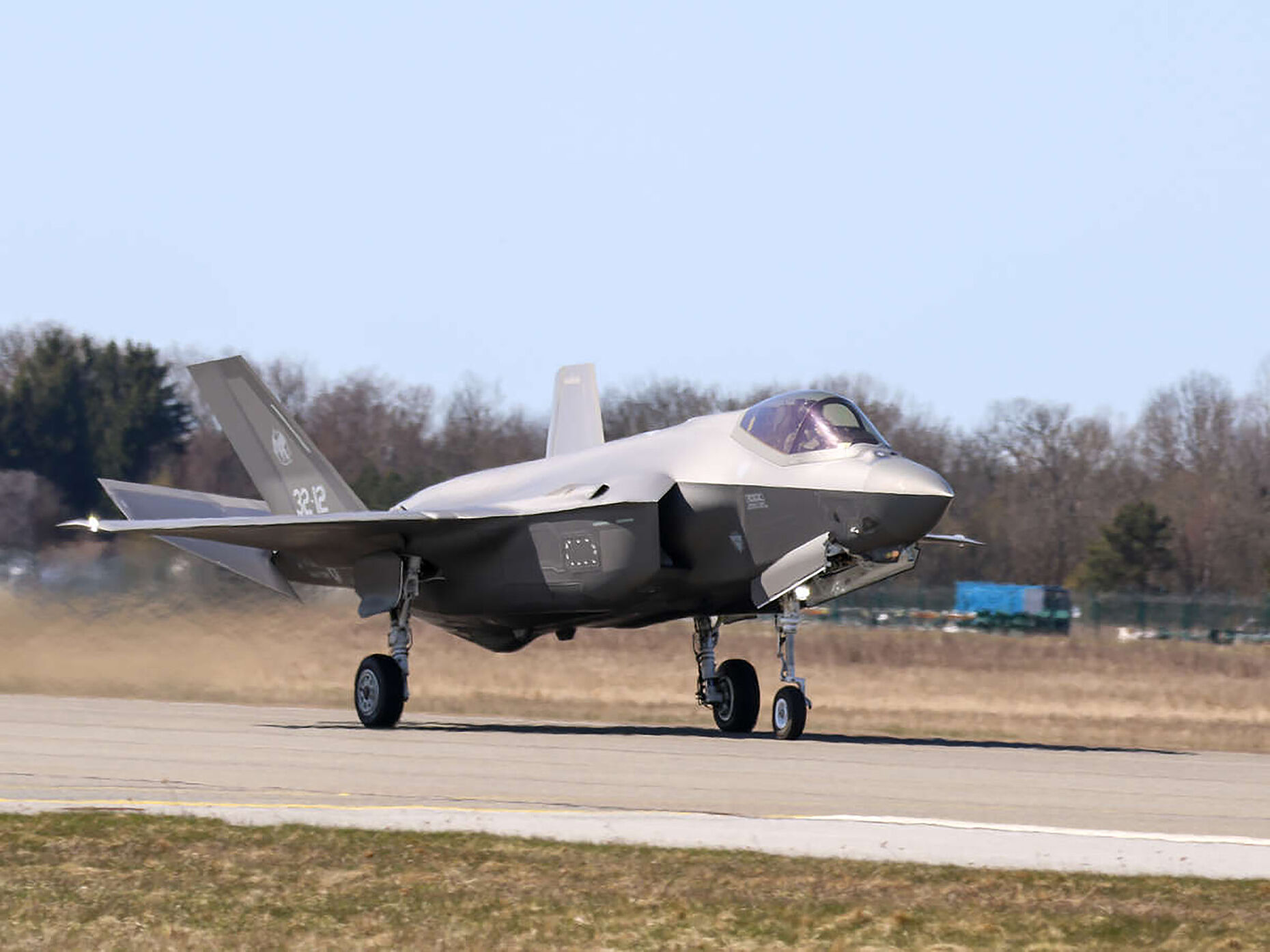 Landung italienischer F-35 auf der Ämari Air Base. Foto: Bundeswehr/Sebastian Spindler