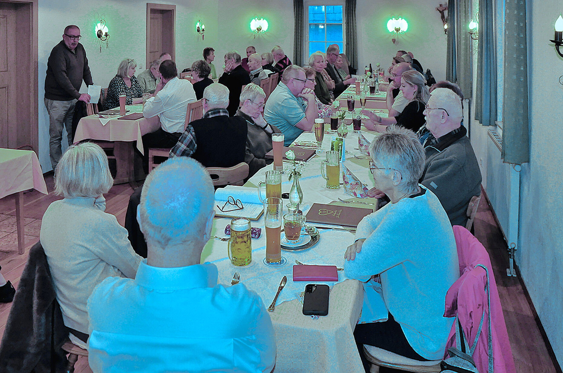 Der Ausflug fand seinen geselligen Abschluss im Gasthaus „Zum freien Stein“ in Buchheim. Foto: Jochen Schmid