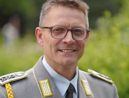 Oberstabsfeldwebel Frank Schmitt aus dem Landesverband West war ein Jahr lang verantwortlicher Beauftragter Ansprechpartner Auslandseinsätze des Deutschen Bundeswehrverbandes. Foto: DBwV/Bombeke