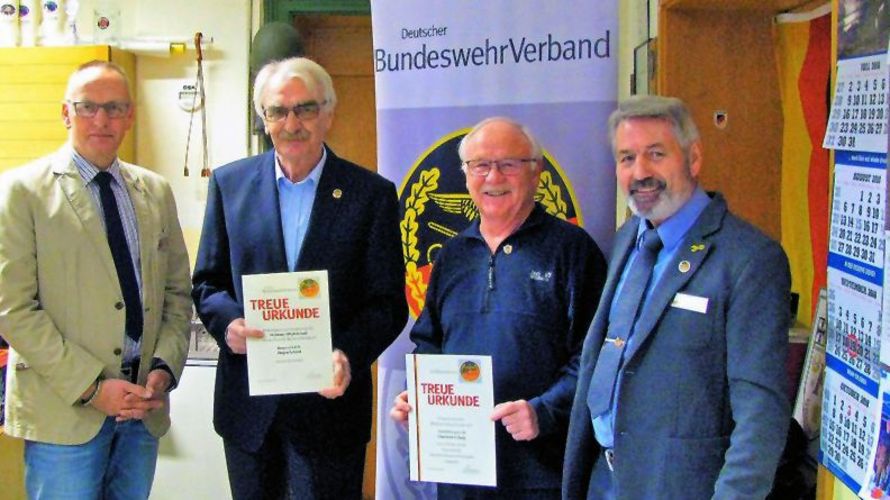 v.l.: Uwe Schenkel, Jürgen Schunk, Christian Gehrig und Friedrich Brod Foto: DBwV/LV Nord