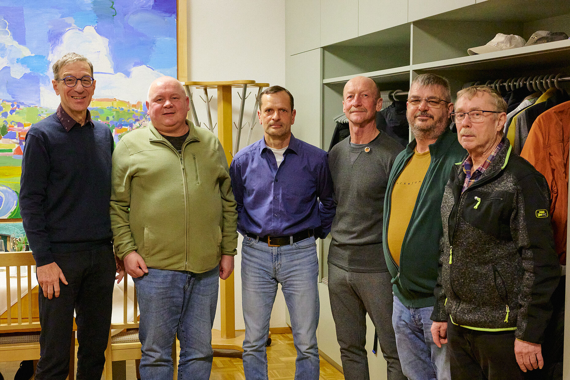 Der neue Vorstand: Stellvertreter Oberstleutnant a.D. Ingo Kaminsky (v.l.), Stabsfeldwebel a.D. Jürgen Zinnecker, Oberstabsfeldwebel a.D. Uwe Bubeck, Vorsitzender Stabsfeldwebel a.D. Bernd Uiffinger, Oberstabsfeldwebel a.D. Martin Funk und Feldwebel d.R. Josef Eiberger. Foto: Ingo Kaminsky