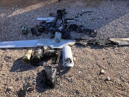 Dieses von den irakischen Behörden veröffentlichte Foto soll eine der abgschossenen Drohnen zeigen. Foto: Twitter/SecMedCell