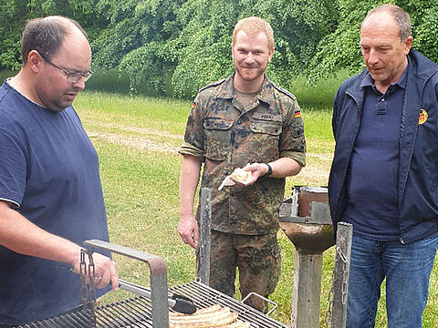 v.r.: Dirk Sommer und Christoph Fano trugen bei der Veranstaltung vor. Foto: DBwV/LV Nord