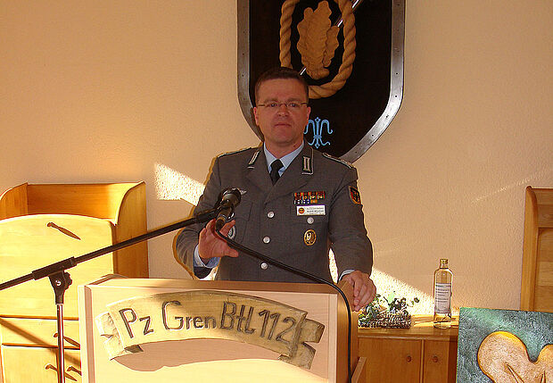Der Bundesvorsitzende des Deutschen BundeswehrVerbands, Oberstleutnant André Wüstner bei seinem vielbeachteten Vortrag. Foto: DBwV/Markus Hauf