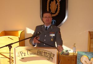 Der Bundesvorsitzende des Deutschen BundeswehrVerbands, Oberstleutnant André Wüstner bei seinem vielbeachteten Vortrag. Foto: DBwV/Markus Hauf