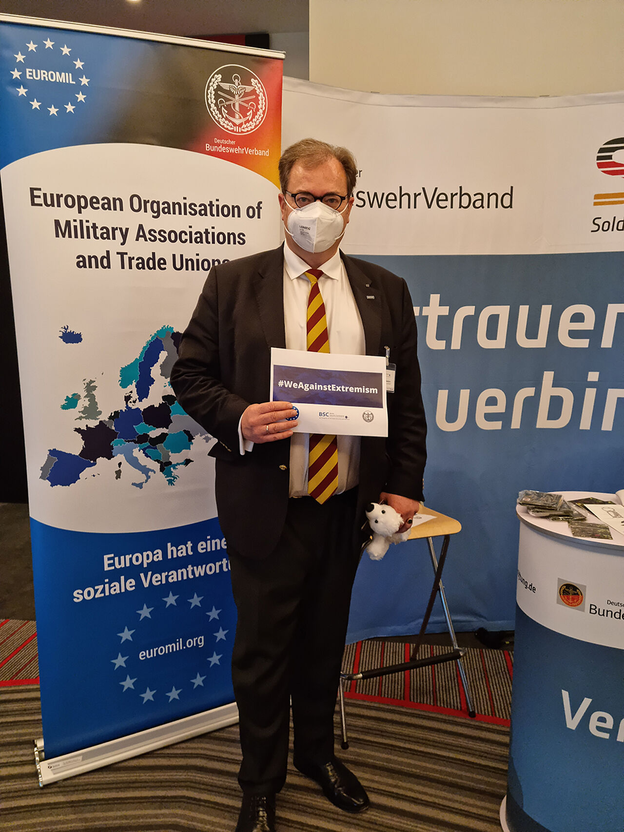 Bei der BSC läuft auch die von EUROMIL ins Leben gerufene Kampagne unter dem Hashtag #WeAgainstExtremism. Foto: DBwV