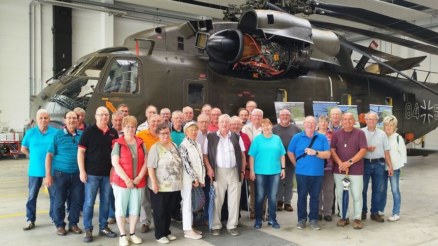 Sehr informativ war der Besuch der KERH’s aus Bad Düben und Holzdorf beim Hubschraubergeschwader 64. Foto: Rüdiger Fels