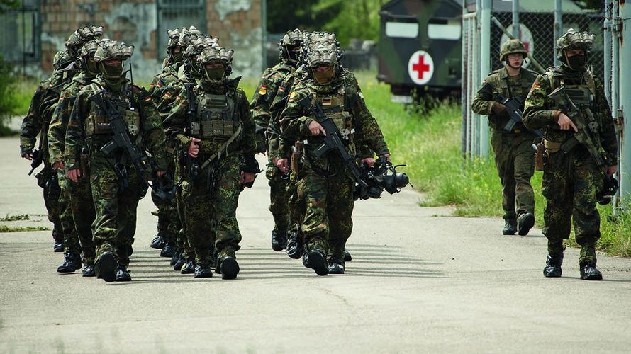 Angehörige des KSK, hier Soldaten des Kommandos bei einer Lehrvorführung, sorgten für Schlagzeilen, nach denen schließlich eine ganze KSK-Kompanie aufgelöst werden musste. Foto: Bundeswehr/Neumann