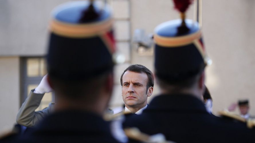 Der französische Präsident Emmanuel Macron will an der Fähigkeit der nuklearen Abschreckung festhalten. Foto: picture alliance / AP Photo