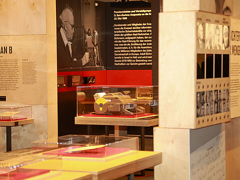 Die Ausstellung „How to catch a Nazi" wurde in München eröffnet. Foto: Alessandra Brunner Photography 