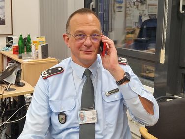 Oberstlt Dr. Strelau ist für seine Mitmenschen jederzeit erreichbar und nimmt sich ihrer Anliegen an.  Foto: DBwV/Hahn 