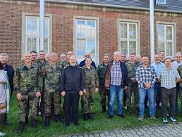 Aus den Kameradschaften des Standortes Torgelow und Neubrandenburg waren zahlreiche Mandatsträger zur Mandatsträgerschulung gekommen, um sich über die geltenden Rahmenbedingungen der Arbeit im DBwV zu informieren. Foto: Michael Edlinger