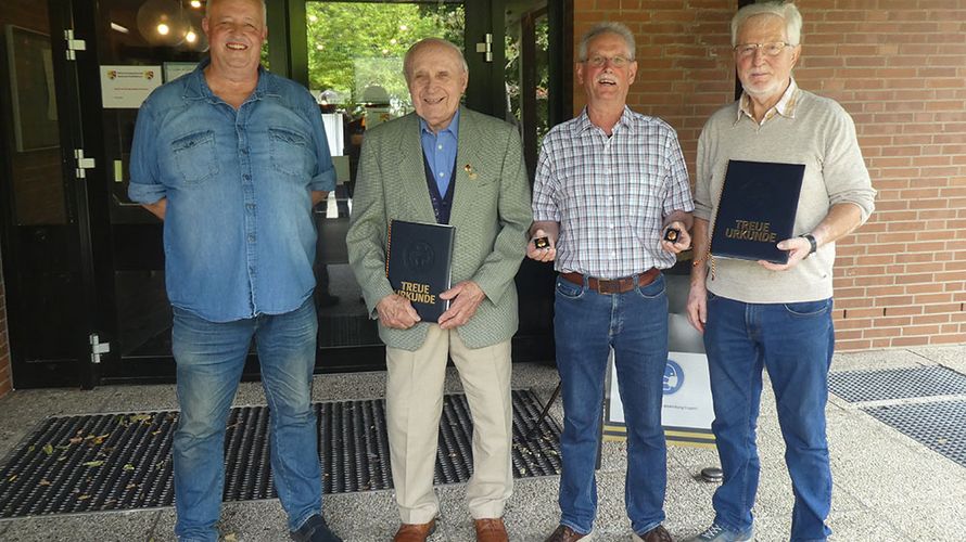 Jürgen Kanert, Horst Neumann, Andreas Priesemann und Rainer Gottschalk (v.l.) Foto: DBwV