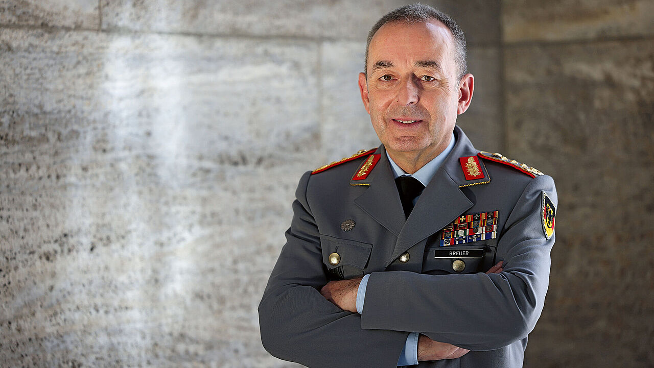General Carsten Breuer ist seit März 2023 der 17. Generalinspekteur der Bundeswehr. Foto: Bundeswehr/Weinrich