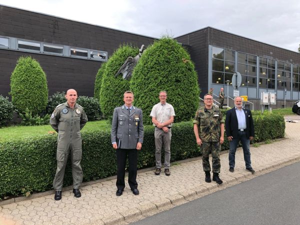 Ein Ziel der Sommerreise des Bundesorsitzenden im Westen war der Standort Cochem/Büchel. Foto: TaktLwG 33