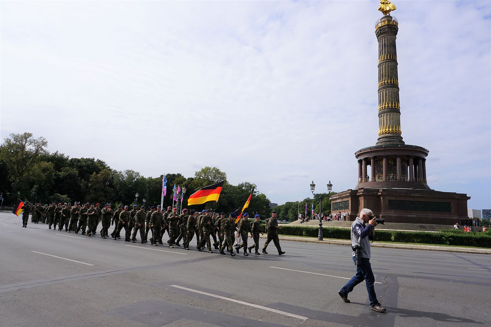 Das letzte Stück der Route führte an der Siegessäule vorbei. Foto: DBwV/Eva Krämer
