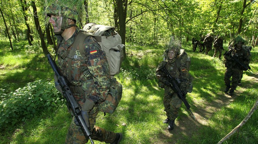 Der Soldat war bei einem Marsch nach drei Kilometern unvermutet zusammengebrochen Foto: Bundeswehr