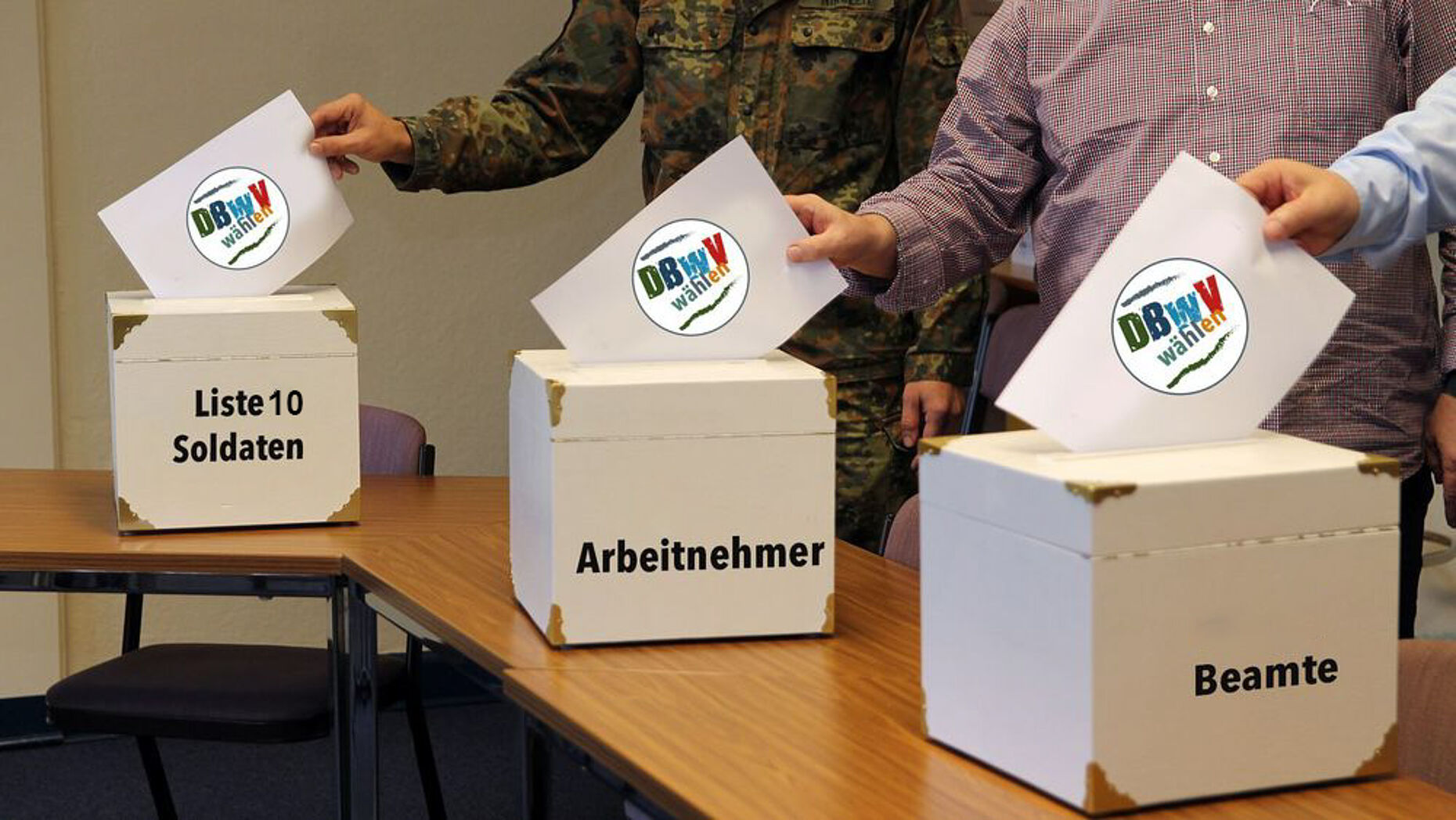 Liste 10 bei der Gruppe der Soldaten wählen, ist immer eine gute Wahl. Foto: Hahn/DBwV