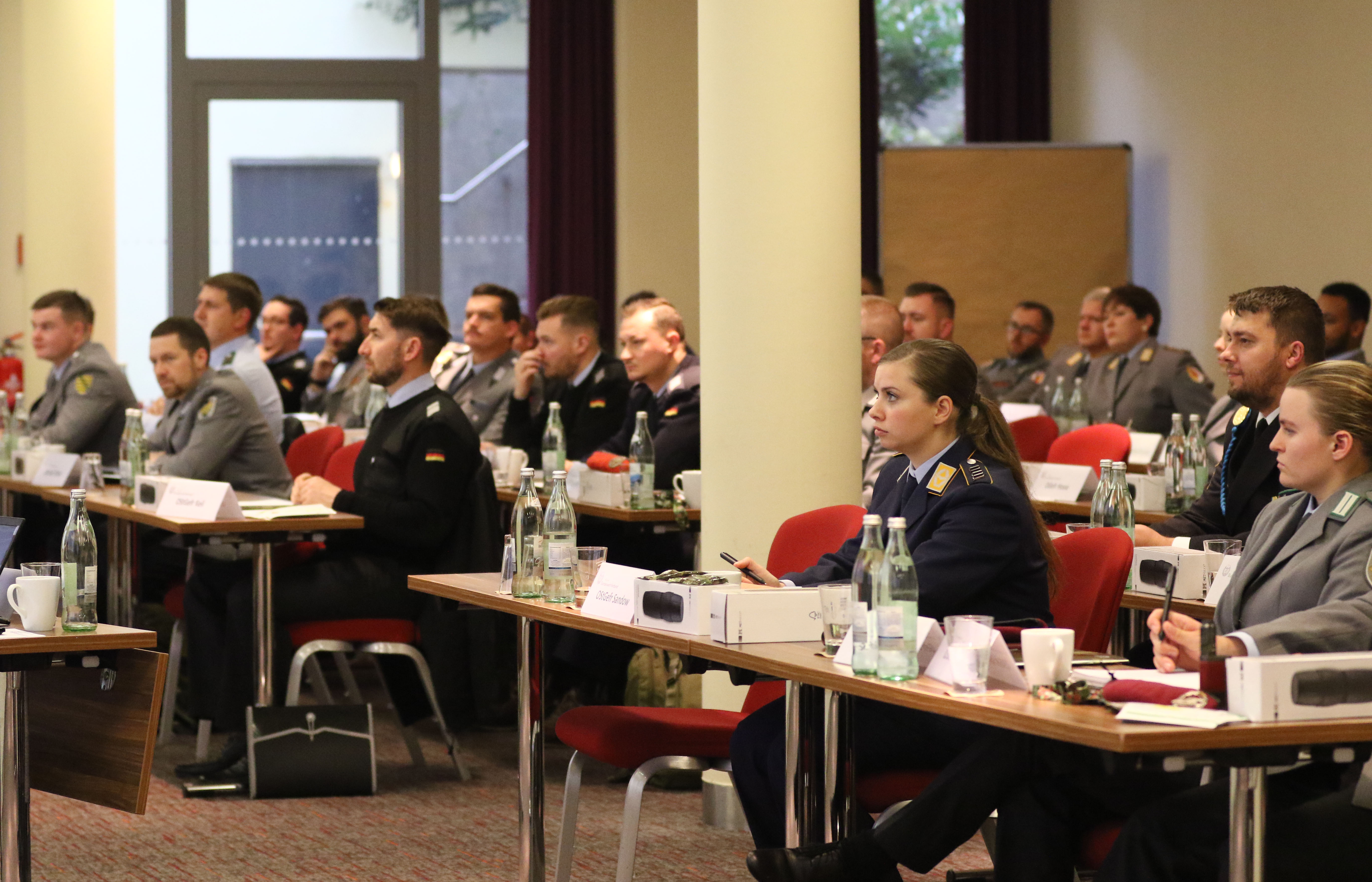 Rund 50 Soldatinnen und Soldaten waren bei der Mannschaftstagung des DBwV in Berlin dabei. Foto: DBwV/Flachsmeier